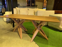 Load image into Gallery viewer, 23186 Table