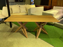 Load image into Gallery viewer, 23186 Table