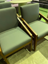 Load image into Gallery viewer, 23301 Chair