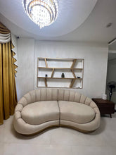 Load image into Gallery viewer, 23196 Couch