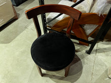 Load image into Gallery viewer, 2327 Chair A