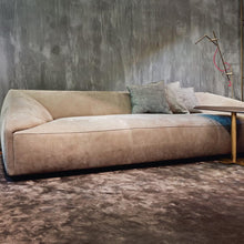 Load image into Gallery viewer, Konoe Couch