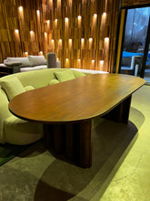 Load image into Gallery viewer, Daloa Table