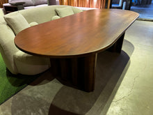 Load image into Gallery viewer, Daloa Table