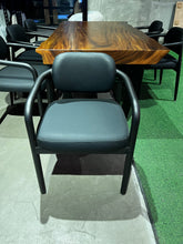 Load image into Gallery viewer, 23261 Chair