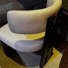 Load image into Gallery viewer, 24109 Chair