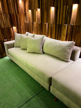 Load image into Gallery viewer, 23198 Couch