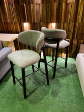 Load image into Gallery viewer, 2422 Bar Chair