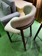 Load image into Gallery viewer, 2422 Bar Chair