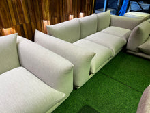 Load image into Gallery viewer, Mimo Couch