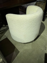 Load image into Gallery viewer, 22192 Accent Chair B