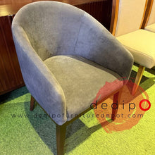 Load image into Gallery viewer, 2526 Chair