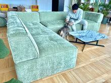 Load image into Gallery viewer, 23257 Couch