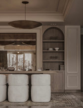 Load image into Gallery viewer, Ozar Chair