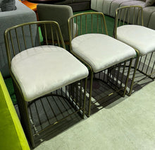 Load image into Gallery viewer, 22192 Bar Chair - Straight