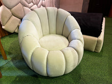 Load image into Gallery viewer, 24157 Flo Accent Chair