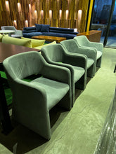 Load image into Gallery viewer, Oraati Dining Set