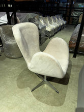 Load image into Gallery viewer, 22192 Accent Chair