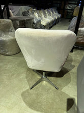 Load image into Gallery viewer, 22192 Accent Chair