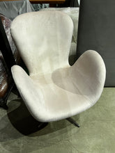 Load image into Gallery viewer, 22192 Accent Chair