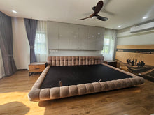Load image into Gallery viewer, 2537 Bed Frame