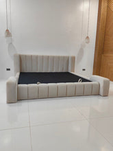 Load image into Gallery viewer, 2418 Bedframe