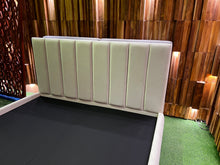 Load image into Gallery viewer, 23132 Bed Frame