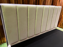 Load image into Gallery viewer, 23132 Bed Frame