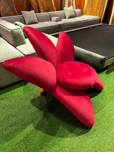 Load image into Gallery viewer, 24157 Star Accent Chair