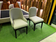 Load image into Gallery viewer, 2366 Chair