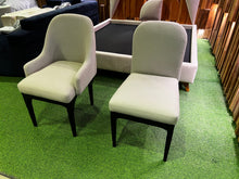 Load image into Gallery viewer, 2366 Chair