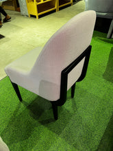 Load image into Gallery viewer, 2366 Chair