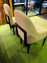 Load image into Gallery viewer, 2366 Chair