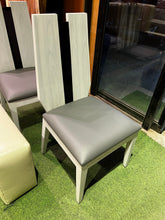 Load image into Gallery viewer, 24171 Chair