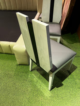 Load image into Gallery viewer, 24171 Chair