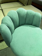 Load image into Gallery viewer, 23279 Bar Chair