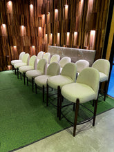 Load image into Gallery viewer, 23201 Chair