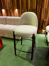 Load image into Gallery viewer, 23201 Bar Chair