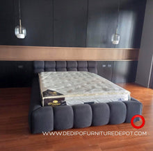 Load image into Gallery viewer, Decker Collection