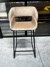 Load image into Gallery viewer, 22148 Bar Chair
