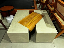 Load image into Gallery viewer, Box-it Coffee Table