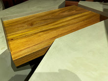 Load image into Gallery viewer, Box-it Coffee Table
