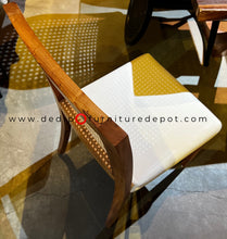 Load image into Gallery viewer, 23279 Chair