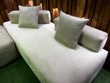 Load image into Gallery viewer, 22192 Couch