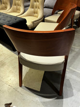 Load image into Gallery viewer, 23192 Chair