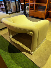 Load image into Gallery viewer, 2380 Accent Chair