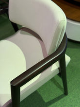 Load image into Gallery viewer, 25163 Chair