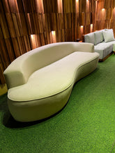 Load image into Gallery viewer, 23225 Couch