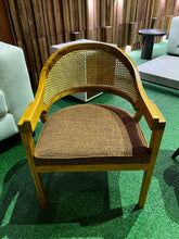 Load image into Gallery viewer, 2410 Chair