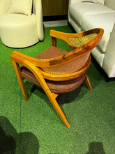 Load image into Gallery viewer, 2410 Chair